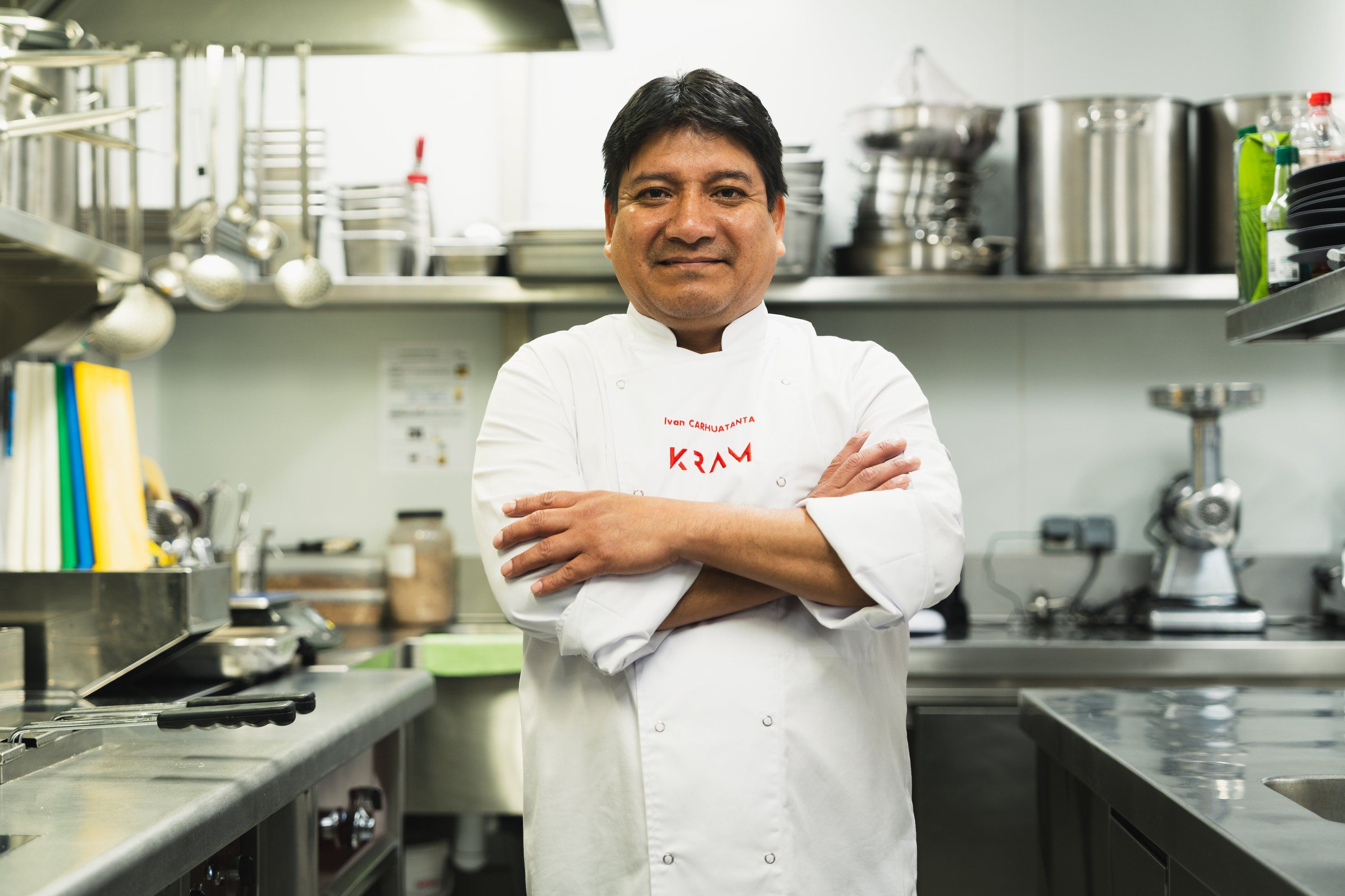 Retrato en la cocina de KRAM